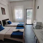Yes Aparthotel
